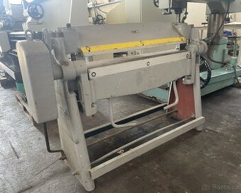 Ohýbačka plechu XO 1000/3A