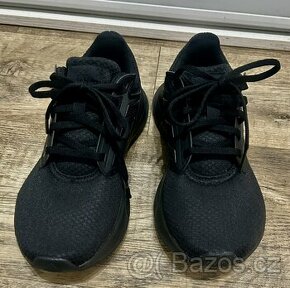Sportovní boty Adidas vel. 39 - černé