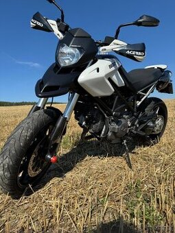 Ducati hypermotard 796