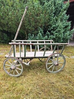 Prodám starý žebřiňák délka 120cm, šířka 70cm.