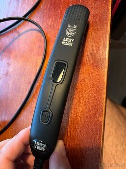 Žehlička na vousy Beard Straightener