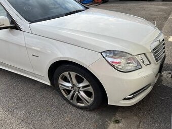 Mercedes-Benz E (W212) díly z vozu