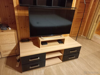 Televizní set