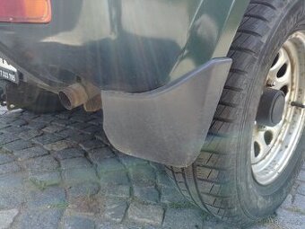 Suzuki Jimny - zástěrky, lapače nečistot