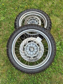 Kola BMW R1150GS