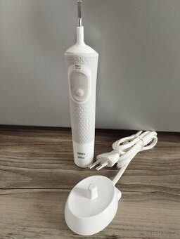Zubní kartáček oral-B braun