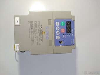 Frekvenční měniče Hitachi SJ 200 2,2kw a 0,4kw