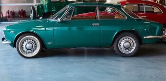 Alfa Romeo GT GT 1300 junior