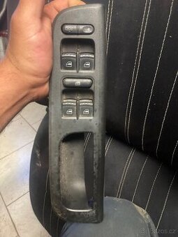 Ovládání oken Octavia 1 golf 4 stejné