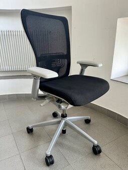 kancelářská židle Haworth Zody