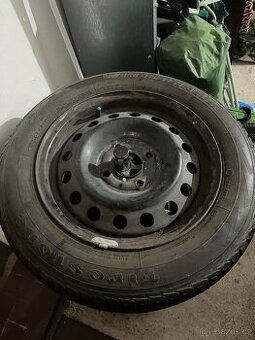 Zimní pneu 185/65r15