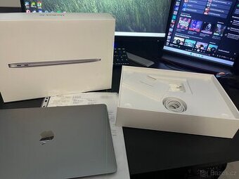 Apple MacBook Air M1 256GB, 8GB RAM, 13" 2020