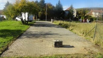 pronájem parkovacího stání Lelekovice 100 m2 - 1