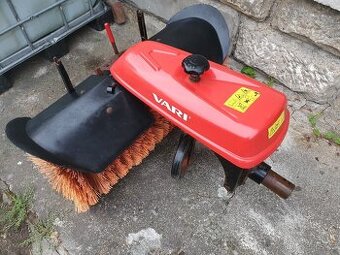 Prodám zametací kartáč Vari, málo používaný