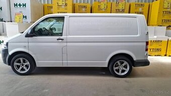 Volkswagen transporter T5 kola 5x120 + pneu 235/65/R17