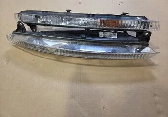 Levé a pravé světlo do nárazníku Audi Q7