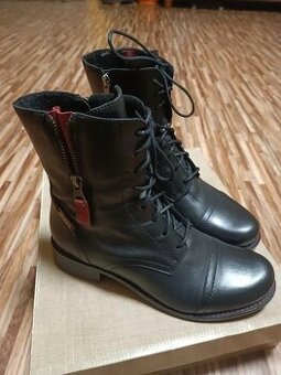 Nové kožené kotníkové boty kozačky Lasocki vel. 38