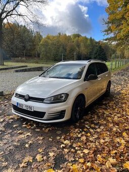 Volkswagen Golf VII GTD