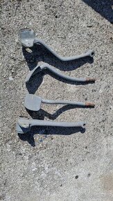 Škoda 1203 pomocné páky a pedály - 1