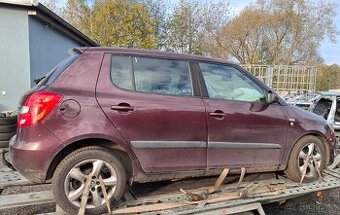 nd z škoda fabia 2 1.4 63 rosso červená