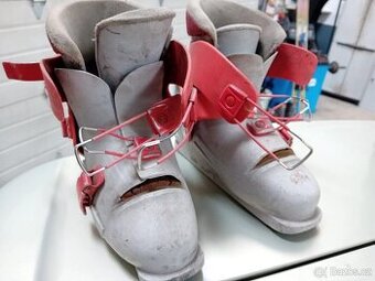 Dětské lyžáky vel.34,Dachstein