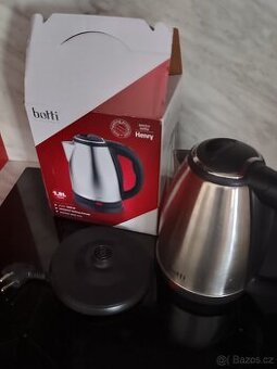 Rychlovarná konvice 1.8L 1800w