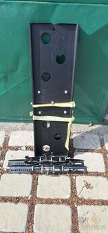 Držák na TV Stell SHO 1005B – výsuvný, polohovatelný