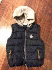 Klučičí teplá vesta F&F