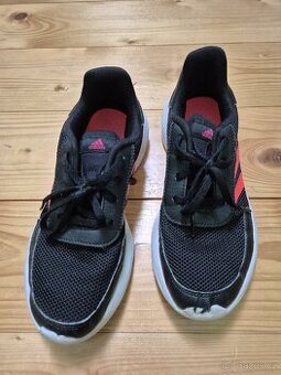 Sálové tenisky Adidas vel. 36,5