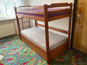 Poschoďová / patrová postel