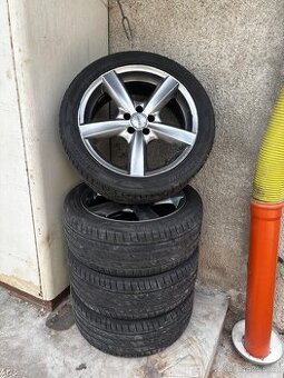 5x100 r17 225/45/17 letní alu sada kol. Sundané z Octavie 1