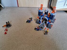 LEGO Nexo Knights 70317 - Fortrex