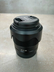 Sony FE 28mm f2 + mist filtr+uv filtr+cpl