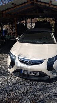 Opel Ampera 2012