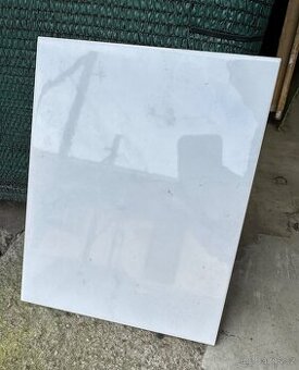 mramorové obkladačky 200x250x6,8mm