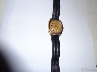 Hodinky GLASHUTTE SPEZIMATIC  2000 Kč