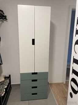 IKEA Šatní skříň