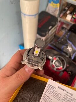 Žárovka h4 do motorky - 1