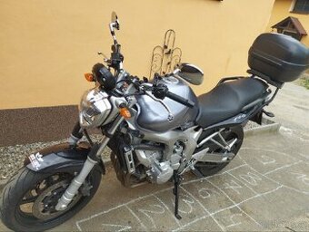 Prodám Yamaha Fazer 6 ,2009, Koupená Yamaha Liberec,27000km.