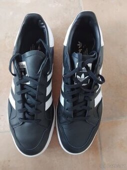 Dámské Adidas tenisky