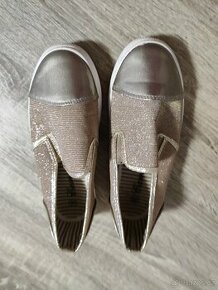 Krásné papuče, přezůvky, letní boty vel. 35