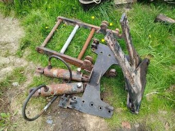 Čelní hydraulika Zetor