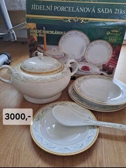 Jídelní porcelánová souprava -21 kusů