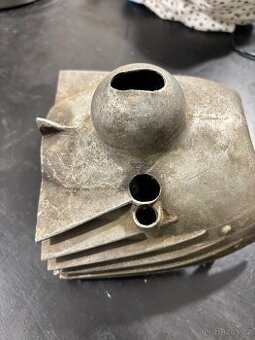 Jawa 250 pérák - FJ, zbrojovka