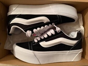 Vans Knu Stack a Vans Stackform 44