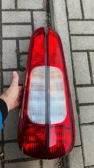 Zadní světla ford c-max