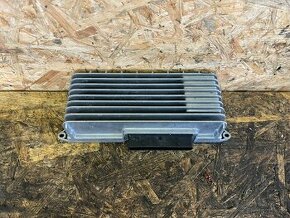 ZESILOVAČ AUDI A4 B8 8T0035223J