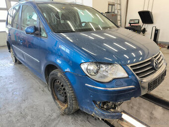 Volkswagen Touran 2.0.TDI r.v.2009 BMM 103kw(4542)
