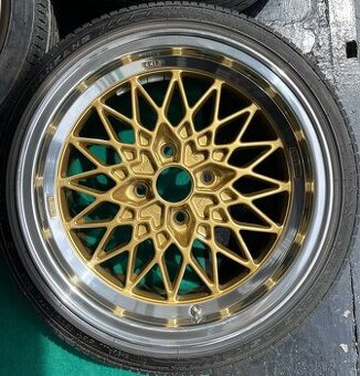 EXIP 4x100 ET25 7x15, pneu 165/45/15.
