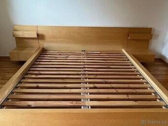 Ikea MALM postel 160 x 200 cm + rošty, stolky,matrace